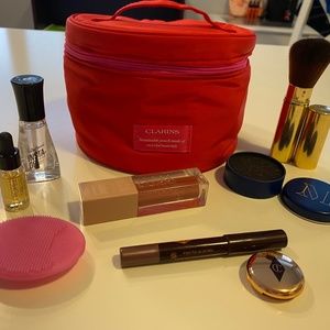 Giant makeup grab bag (12items) Charlotte Tilbury and other.